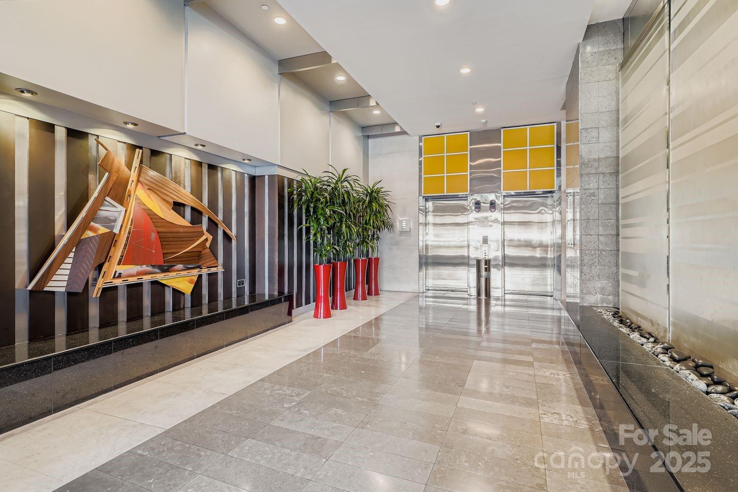 333 W Trade Street #505