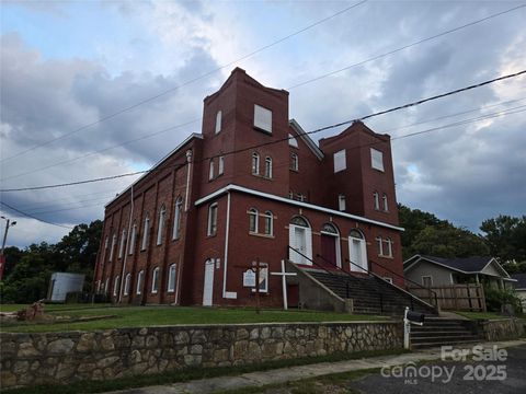 418 N Oakland Street Gastonia NC 28052