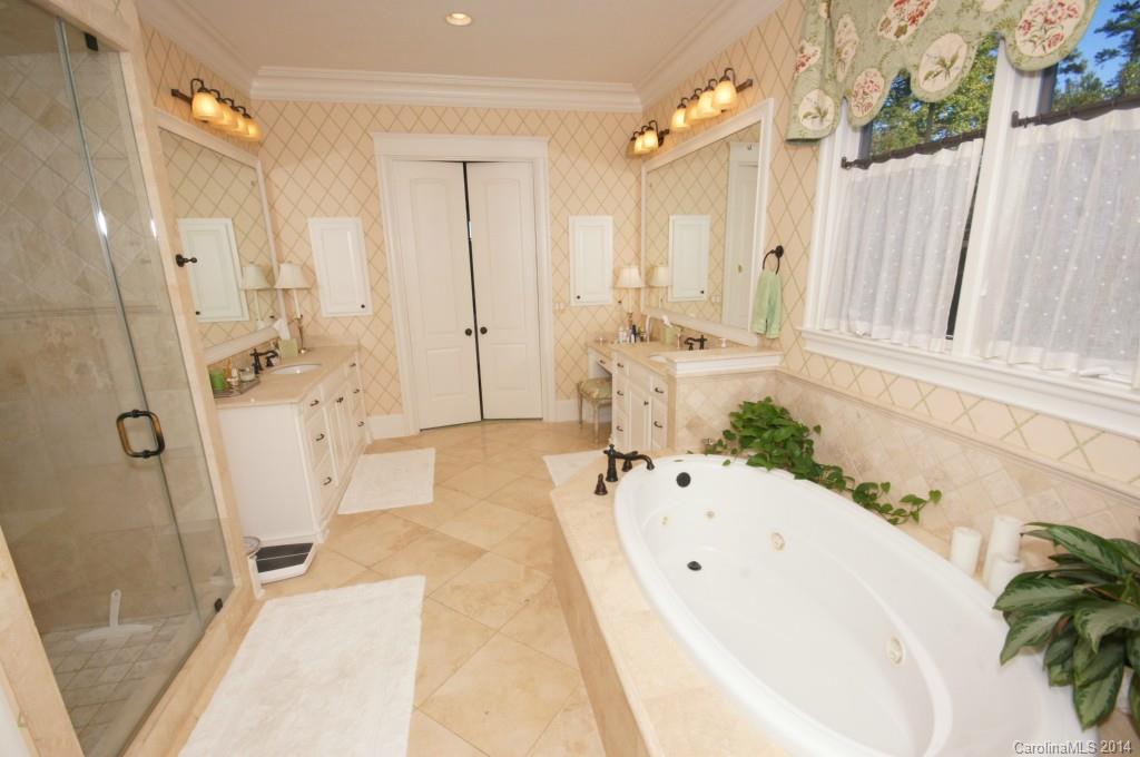 THE POINT - Residential