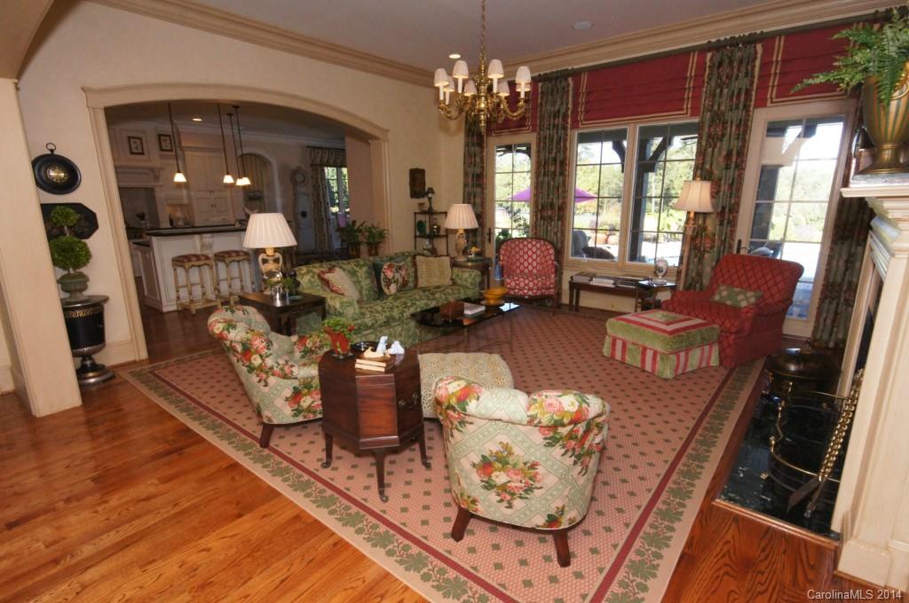 THE POINT - Residential