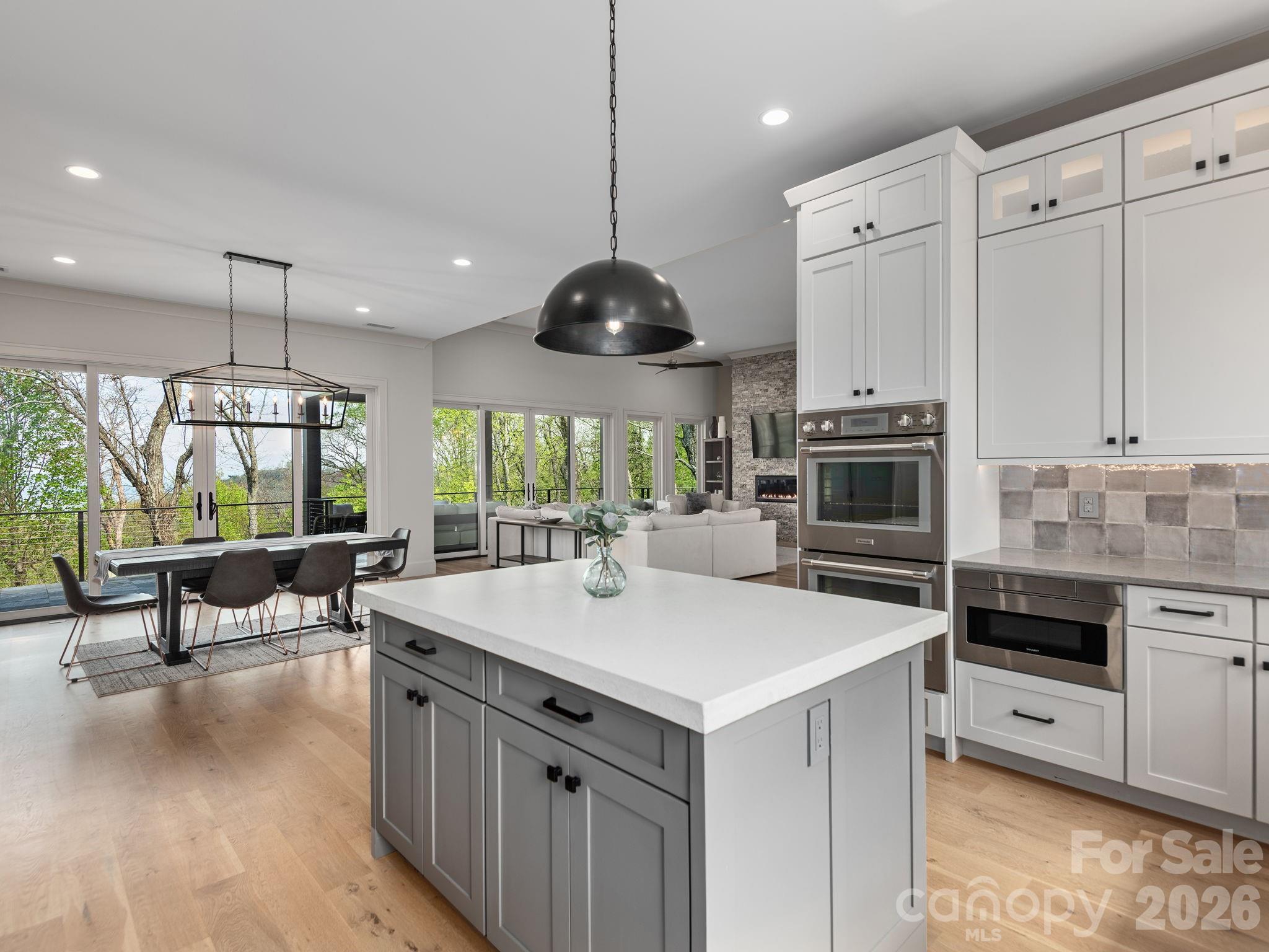 Reynolds Mountain - Residential