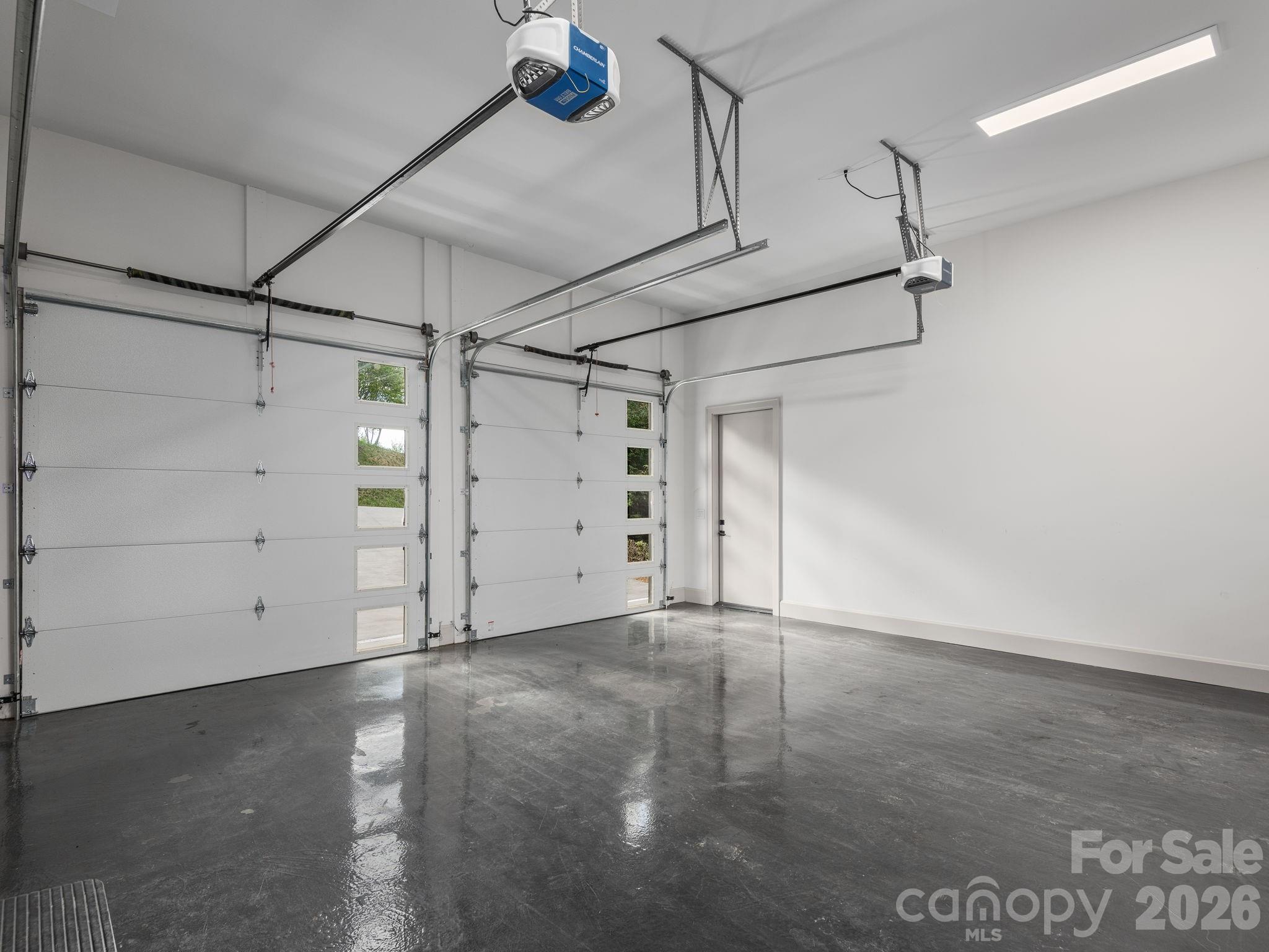 Reynolds Mountain - Residential