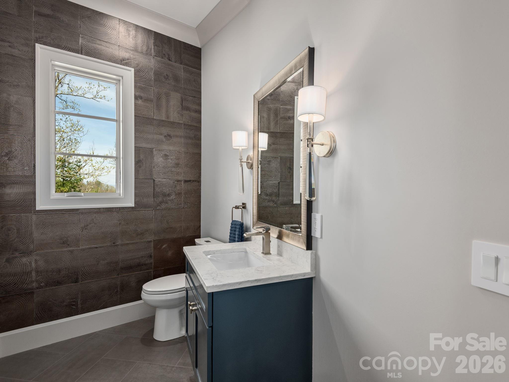 Reynolds Mountain - Residential