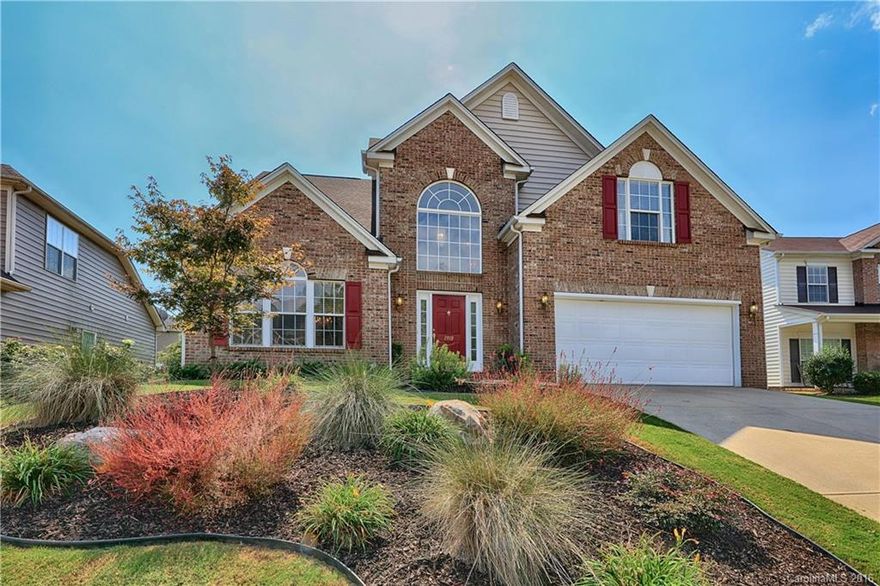 Check out this stunning home in the waterfront Mt. Isle Harbor community w/ amenities galore! One owner home that has been loved & cared for since day 1! Grand two story entry & great room. Open layout is great for entertaining & everyday living. Crisply updated kitchen, brand new carpet, newer roof, HVAC & tankless water heater. Owner's suite on first floor overlooking picturesque rear yard w/ private patio oasis! Guest suite w/ private bath, 3 beds & 2nd bath located upstairs. 1 year warranty!