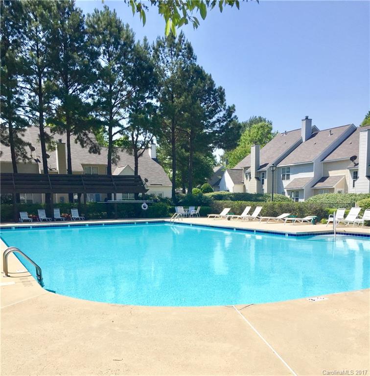 Huntington Ridge - Residential