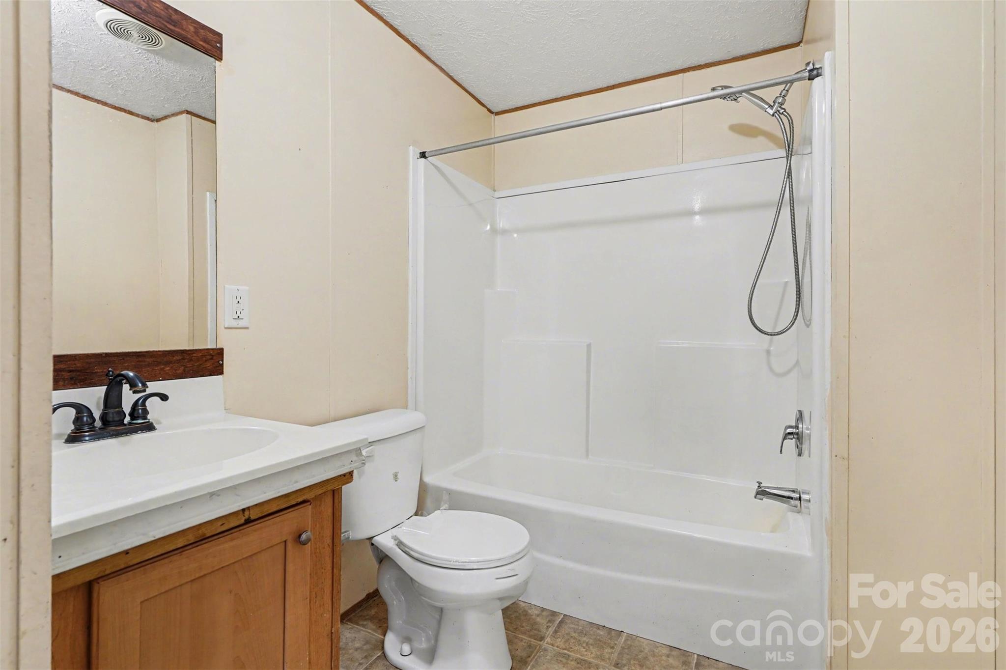 Hoyles Creek - Residential