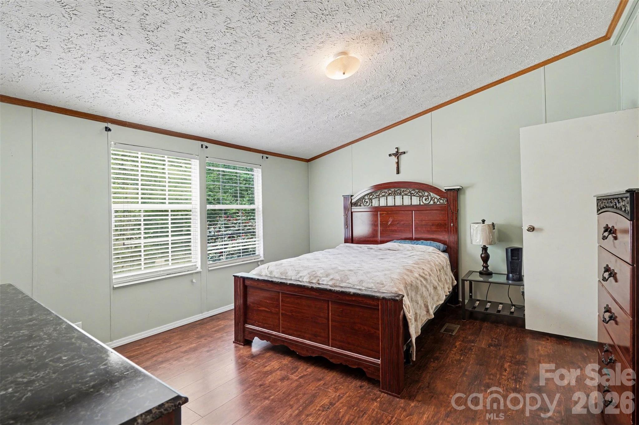 Hoyles Creek - Residential