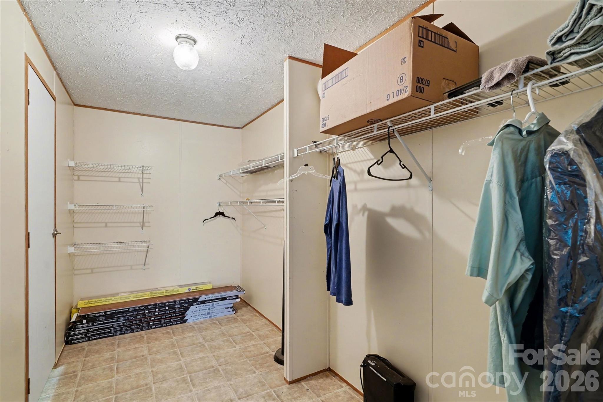 Hoyles Creek - Residential