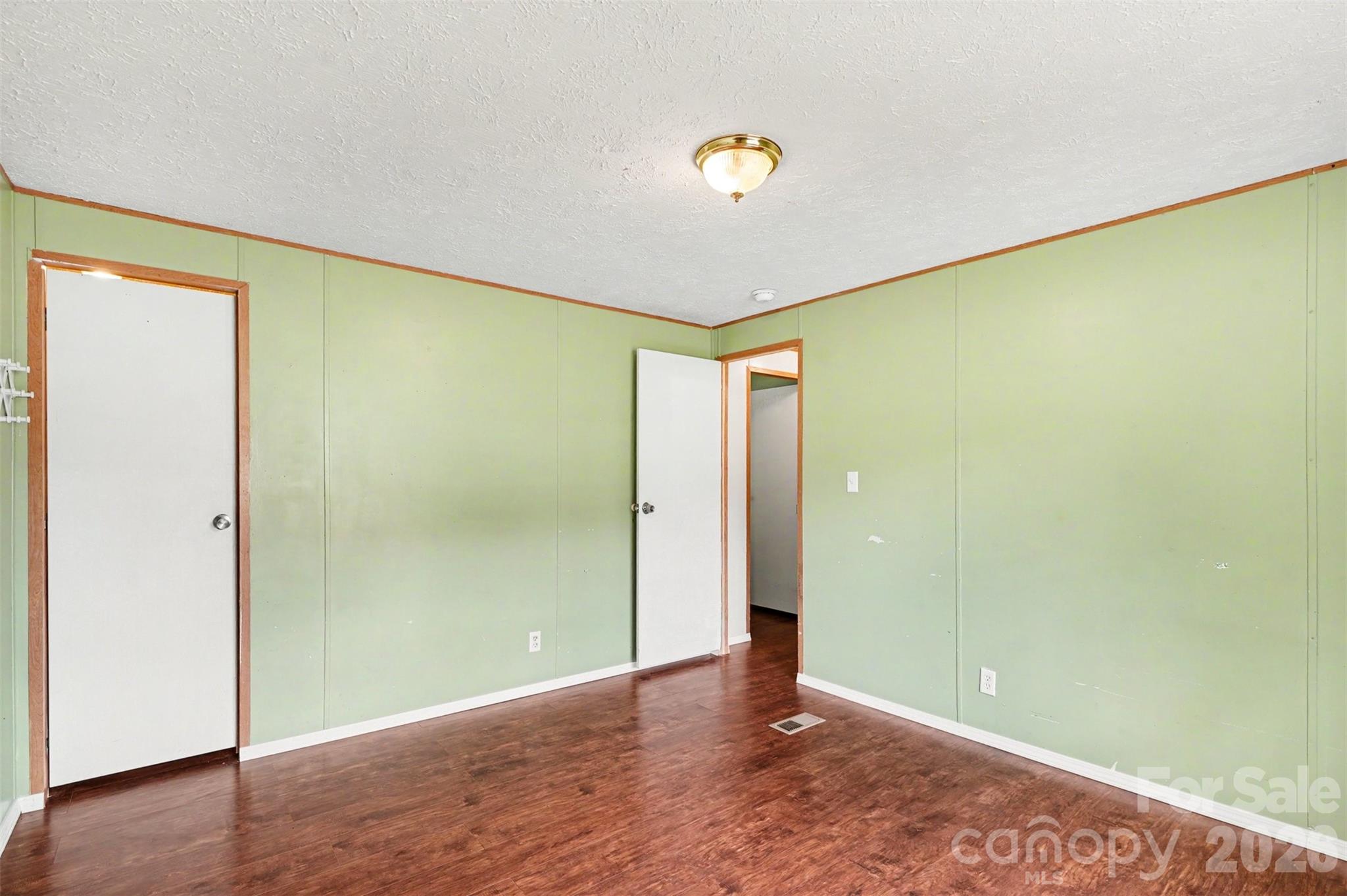 Hoyles Creek - Residential