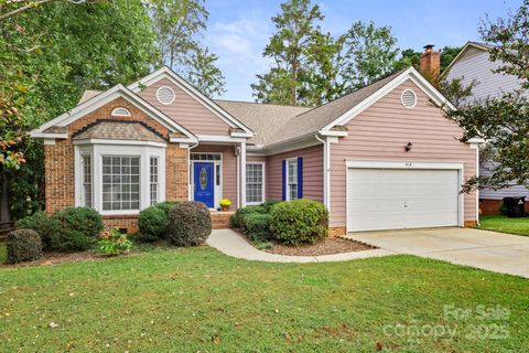 Photo of 418 Tysons Forest Drive, Rock Hill, SC 29732 (MLS # 4306962)