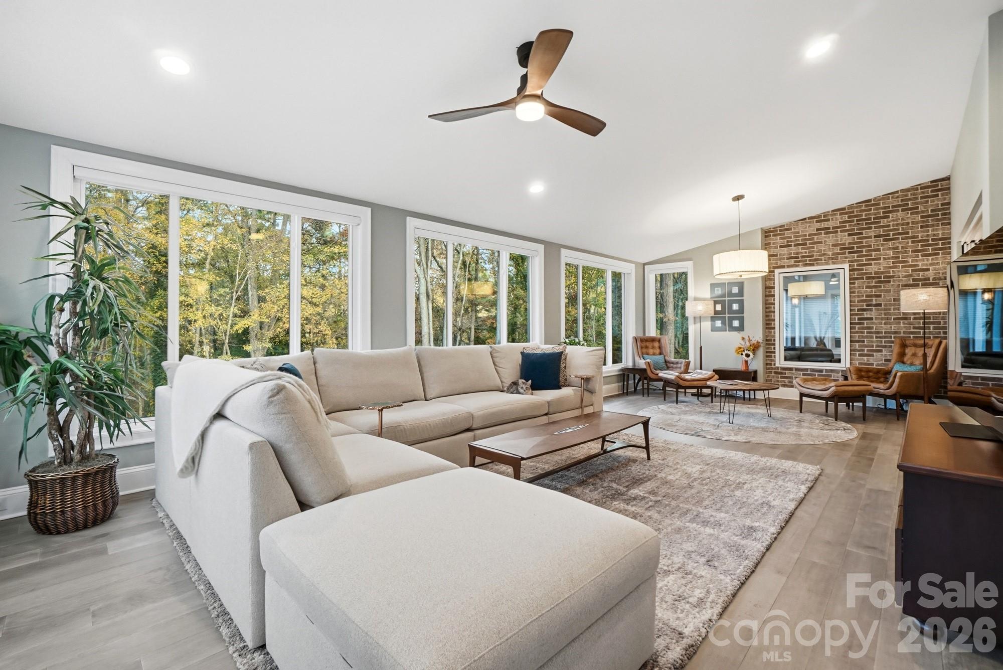 Pellyn Wood - Residential