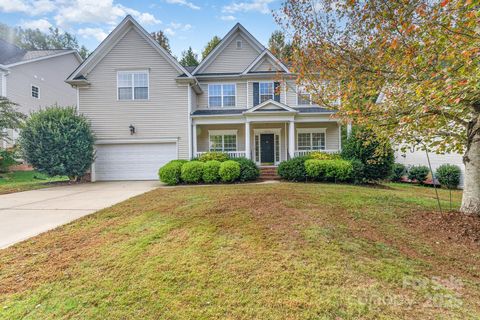 Photo of 14333 Maclauren Lane, Huntersville, NC 28078 (MLS # 4318051)