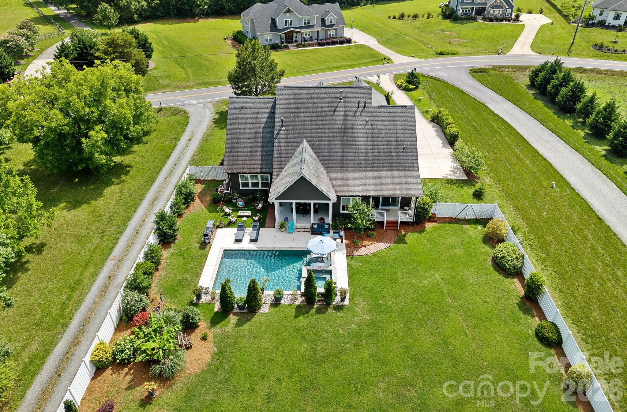Graystone Farms - Residential