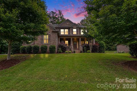 Photo of 16524 Crosshaven Drive, Charlotte, NC 28278 (MLS # 4388535)