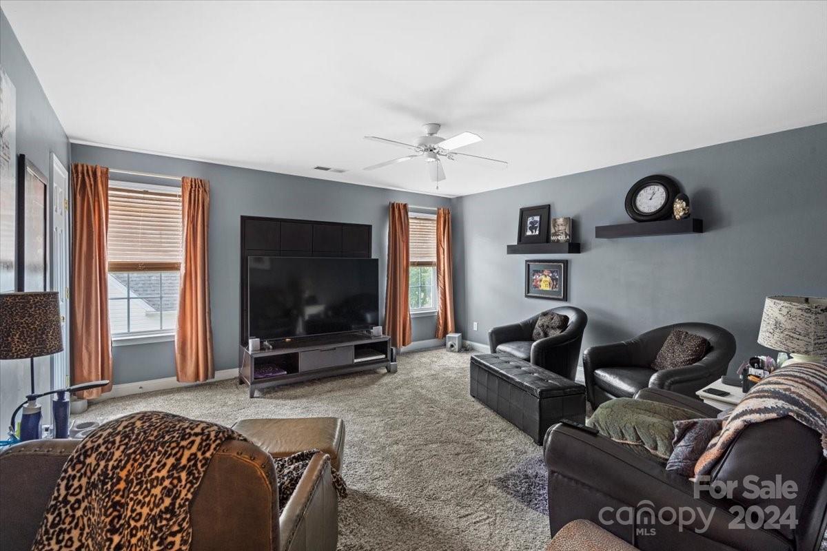 Mill Creek Falls - Residential