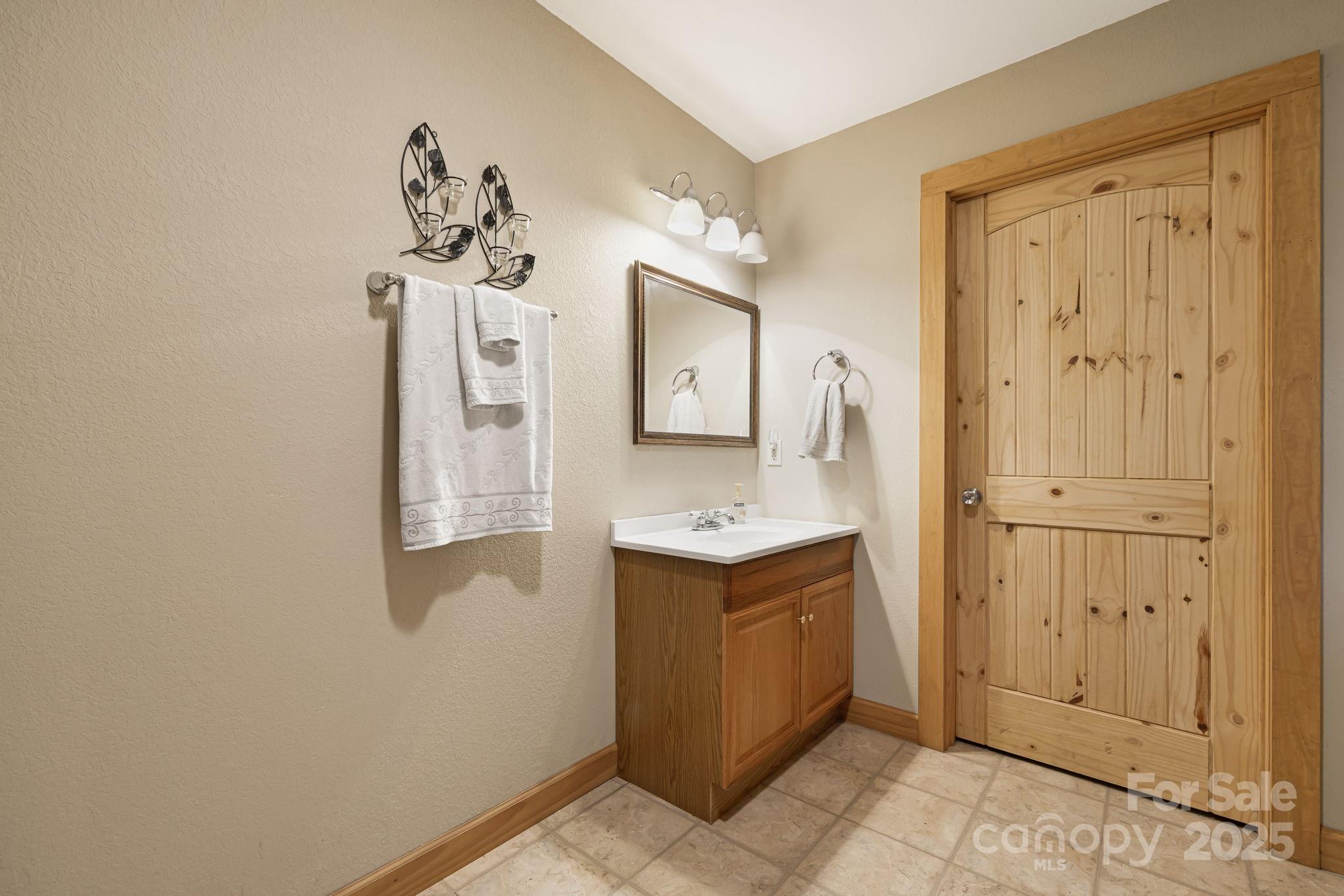 Three Quarter Creek Acres - Residential