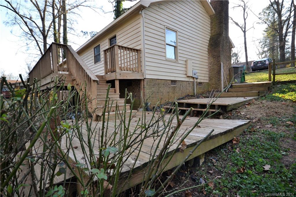 Pinecroft - Residential Lease