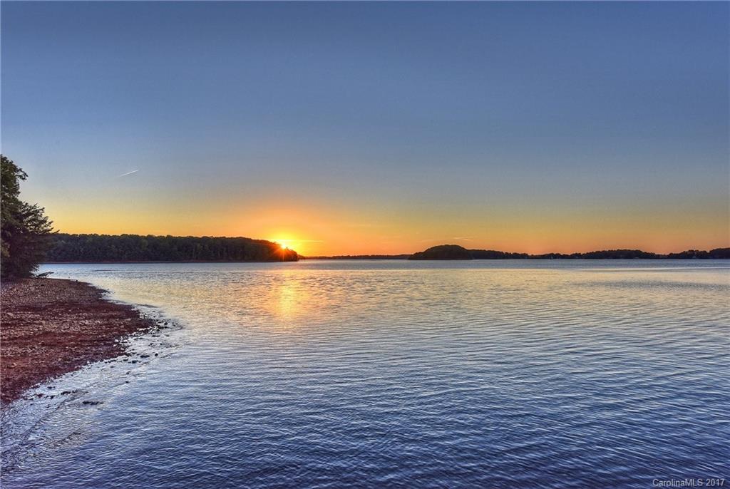Lookout Point - Residential