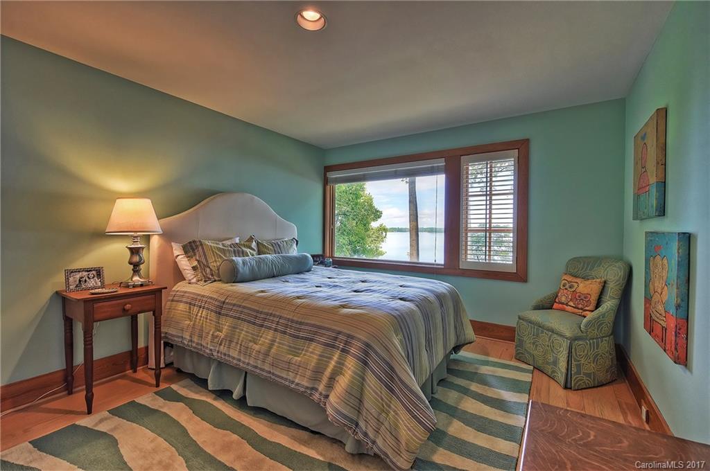 Lookout Point - Residential