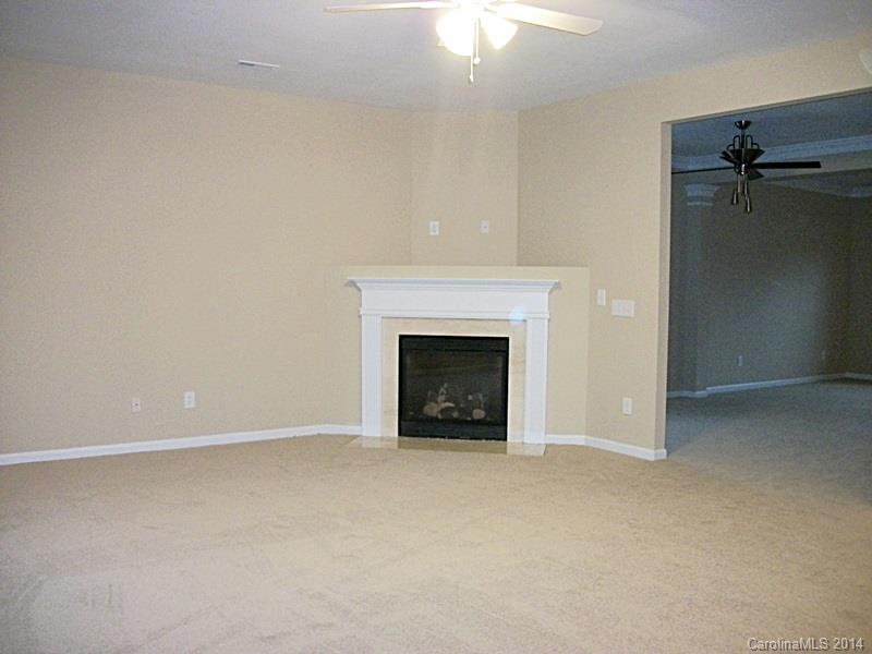 Sandy Pointe - Residential