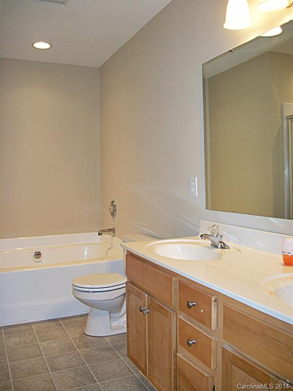 Sandy Pointe - Residential