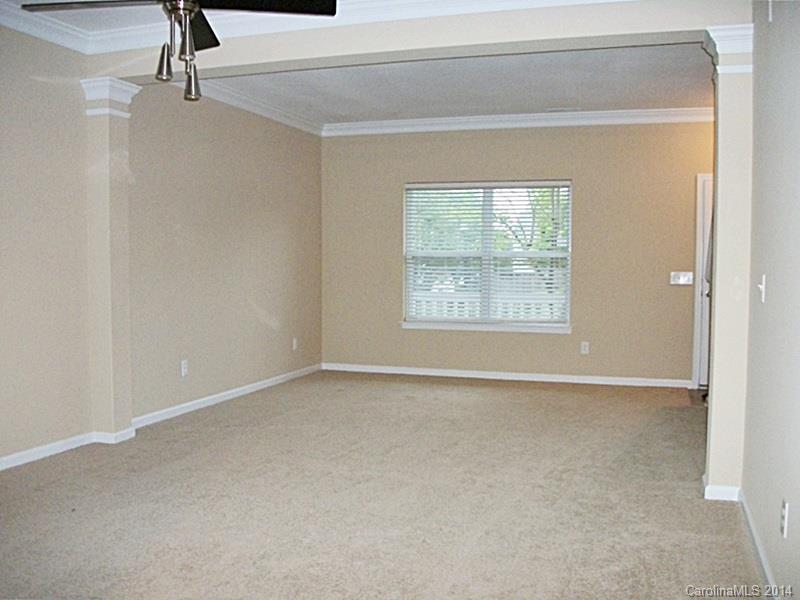 Sandy Pointe - Residential