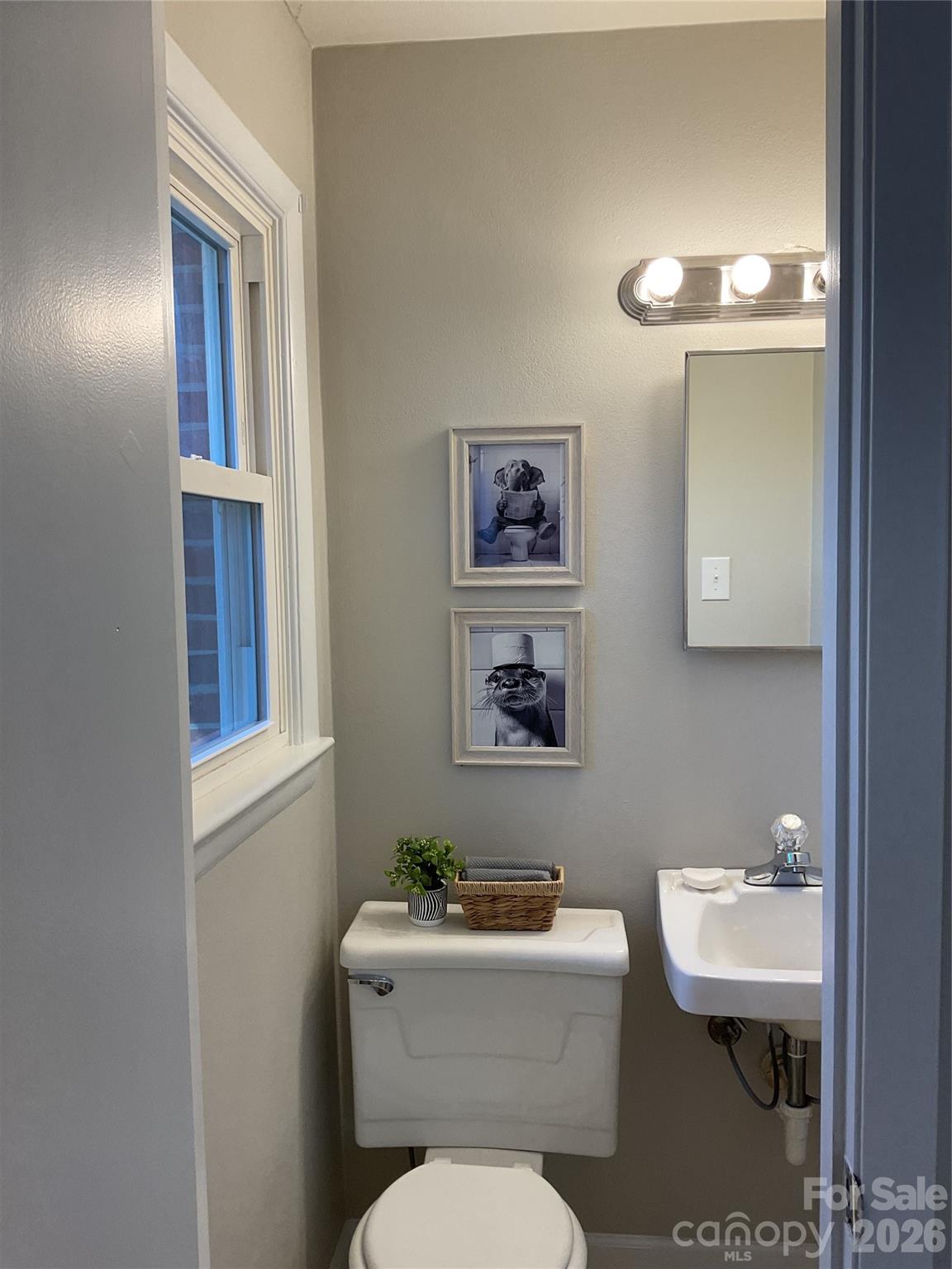 2132 14th Avenue Drive NE