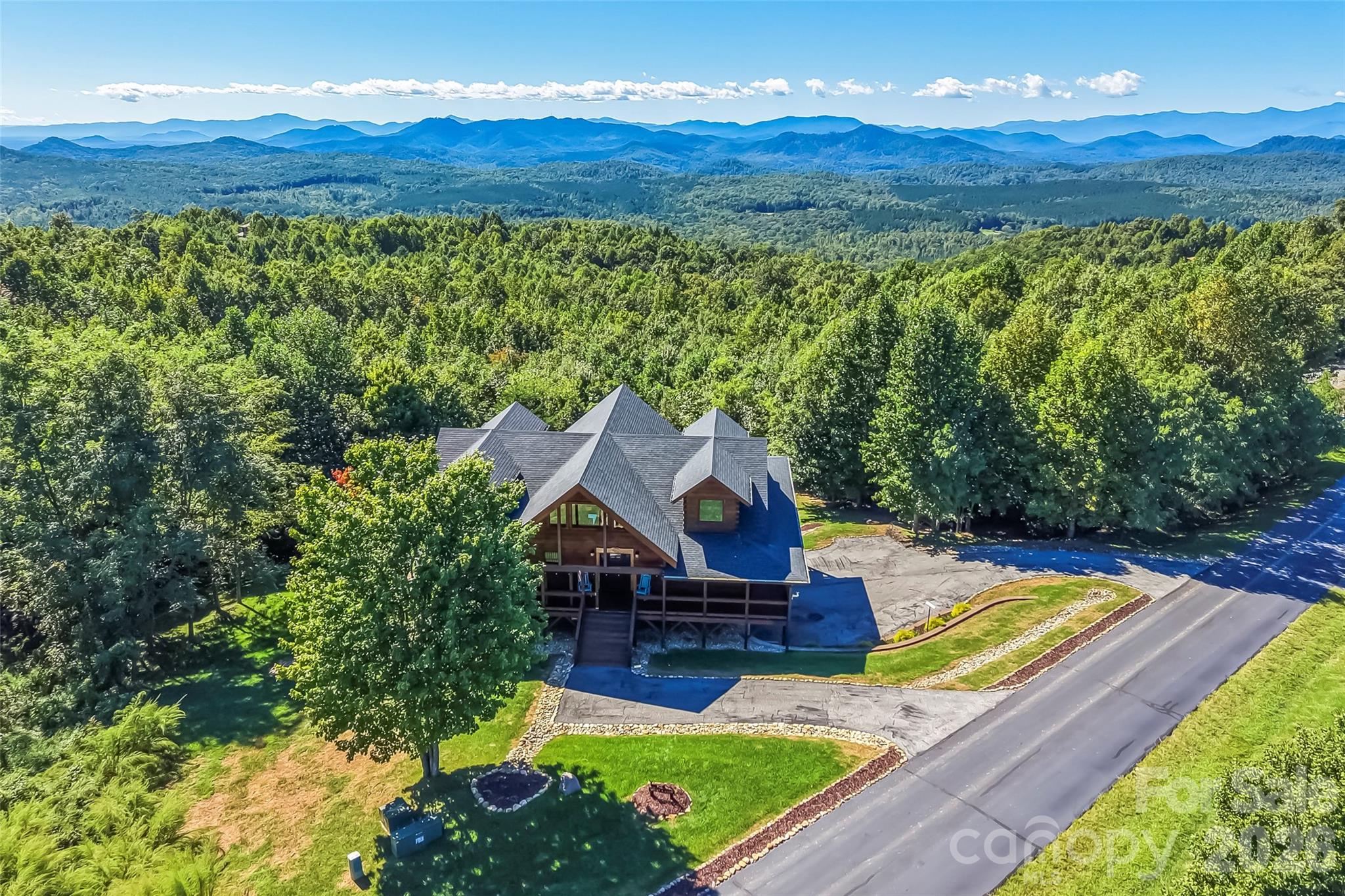 1853 Grandview Peaks Drive
