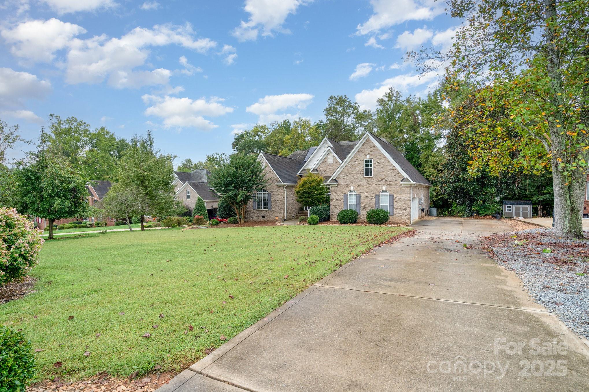 124 Cedar Woods Drive