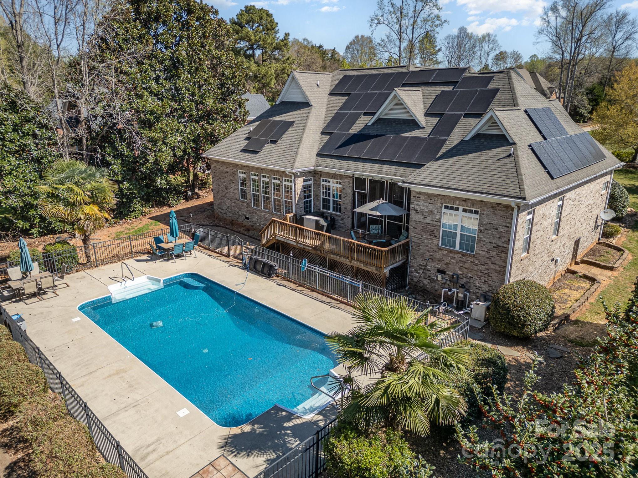 124 Cedar Woods Drive