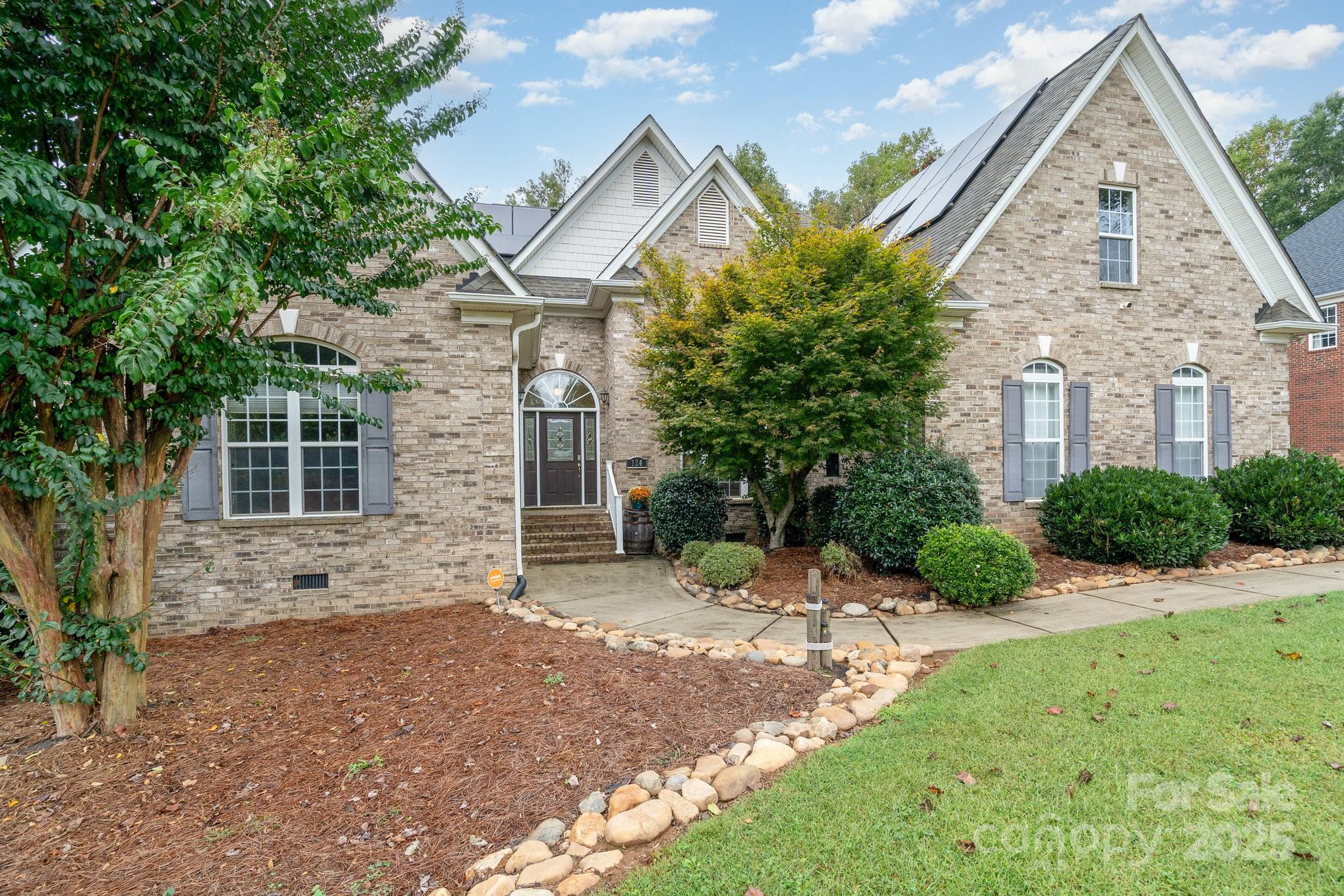 124 Cedar Woods Drive