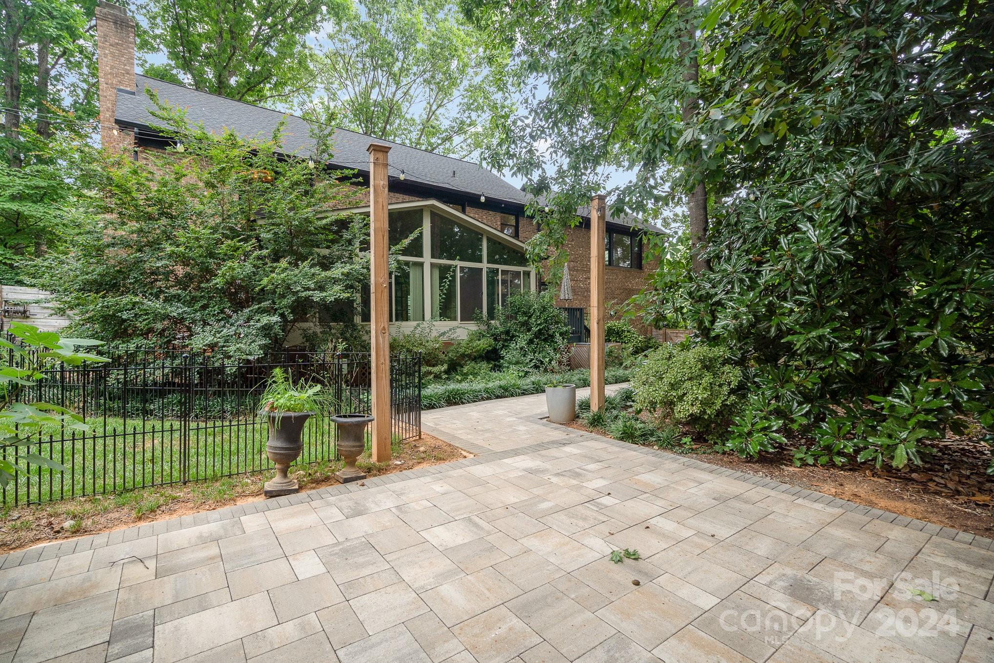 Mintwood Place - Residential