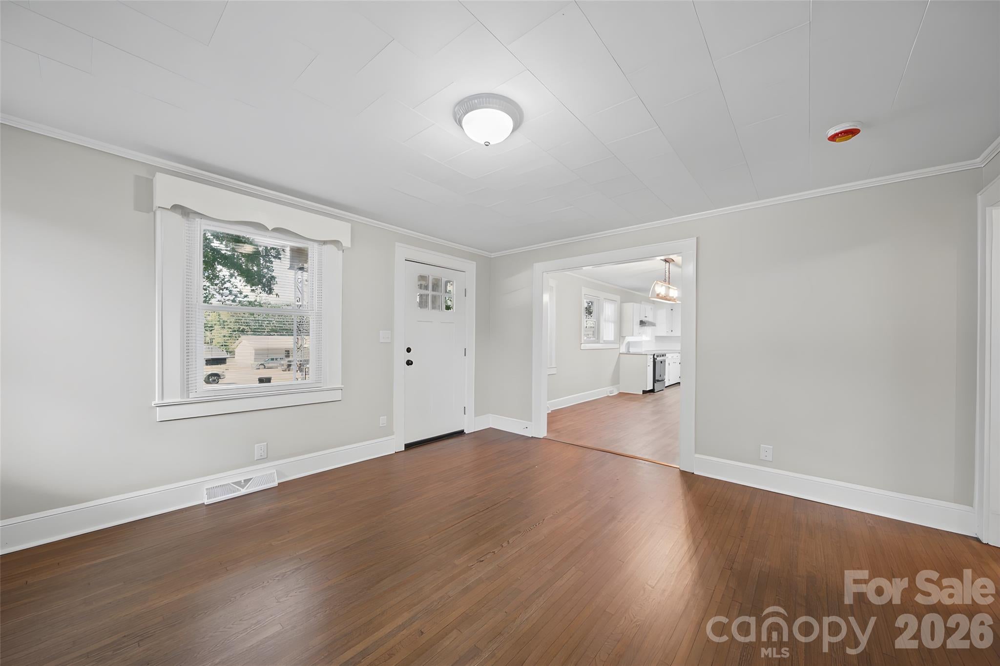 215 Arey Avenue