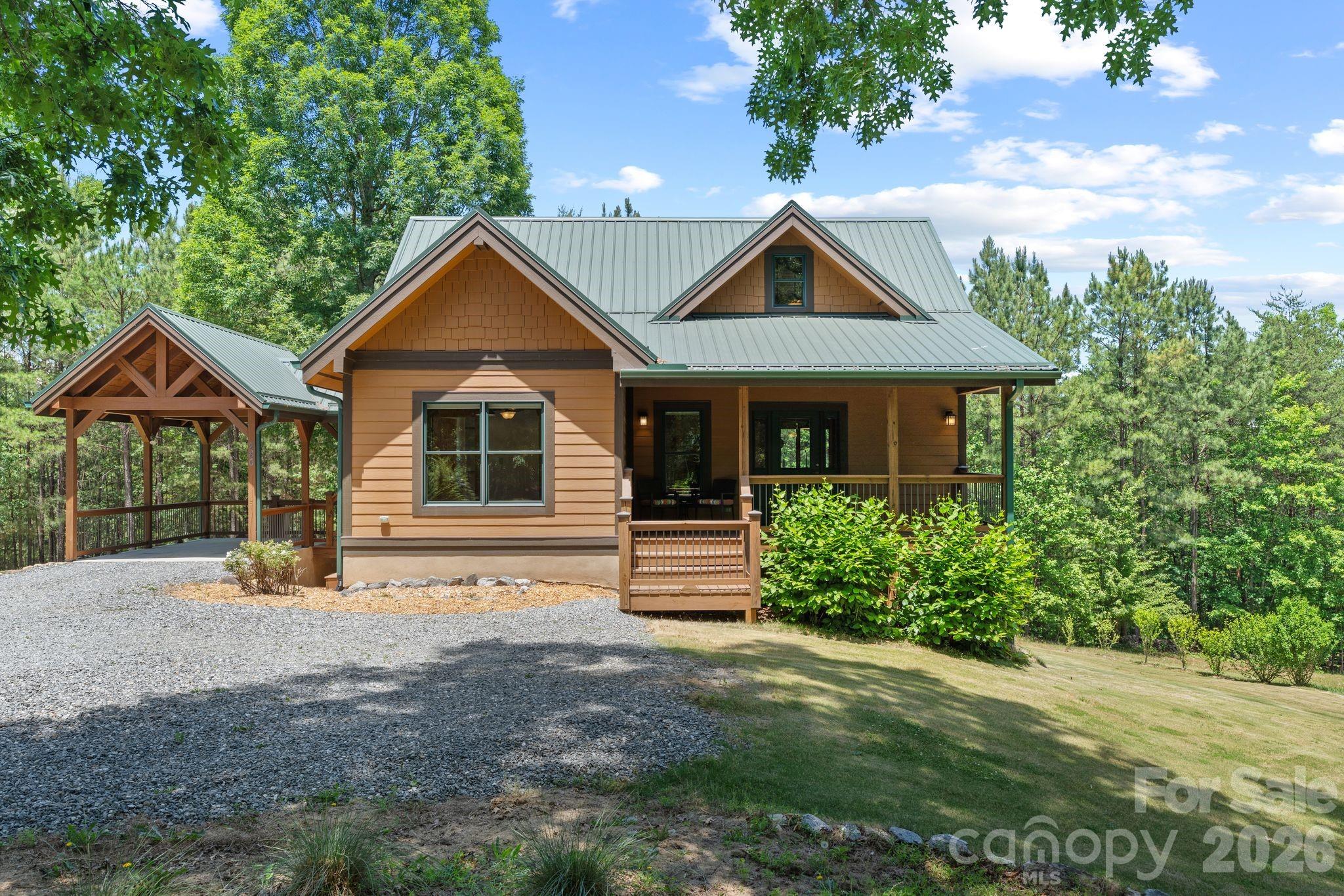280 Hidden Lake Parkway