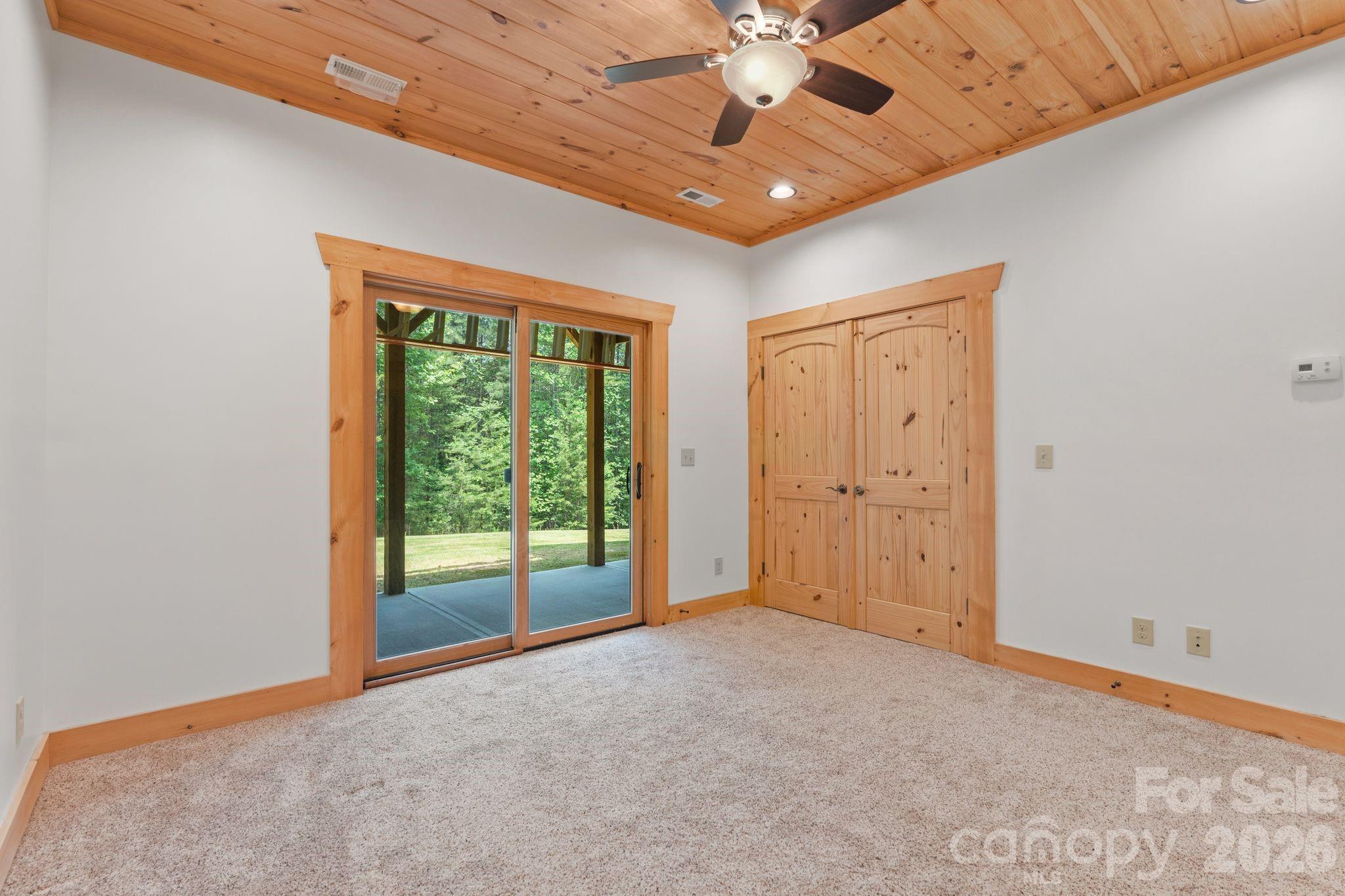 Hidden Lake - Residential