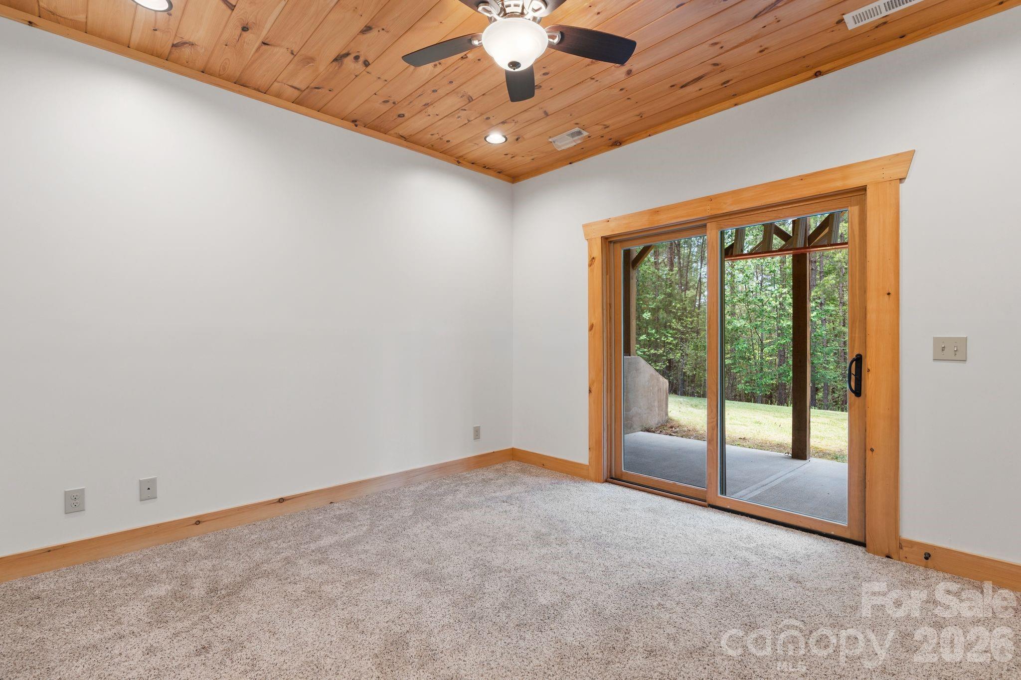 Hidden Lake - Residential