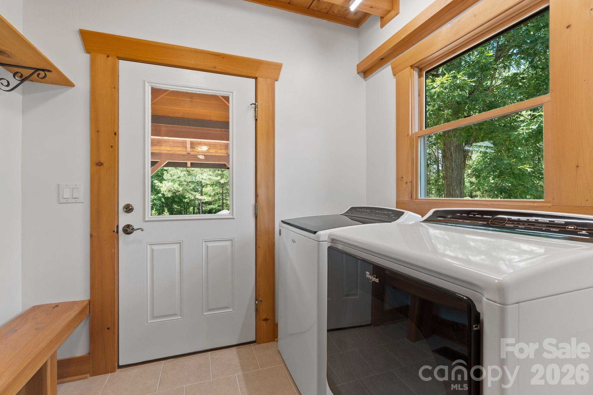 Hidden Lake - Residential