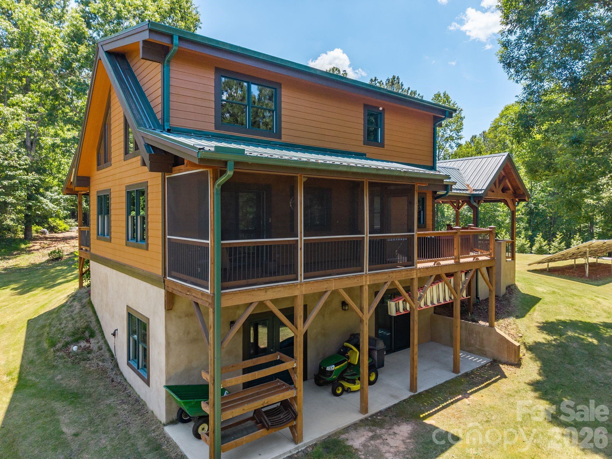 280 Hidden Lake Parkway
