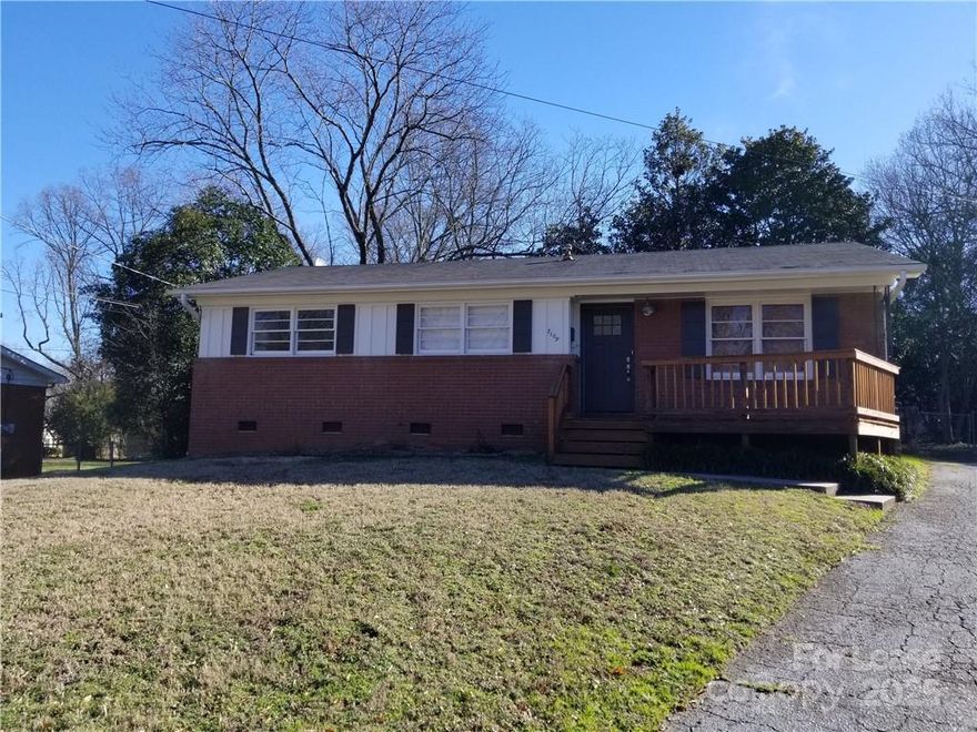 Easy access to Southpark and Hwy 77. This 3 bedroom, 1 1/2 bath ranch home has been completely remodeled. The kitchen offers new white shaker-style cabinets, new colonial white granite countertops, new tile backsplash, hardwoods, and a work/desk area. Refinished hardwood floors throughout. Both bathrooms have been updated with ceramic tile that looks like grey distressed wood, new vanities, and new countertops. The shower has ceramic tile that looks grey and distressed on the shower walls as well. All new light fixtures. Large fenced-in yard. Cul-de-sac location. Available 10/1/25