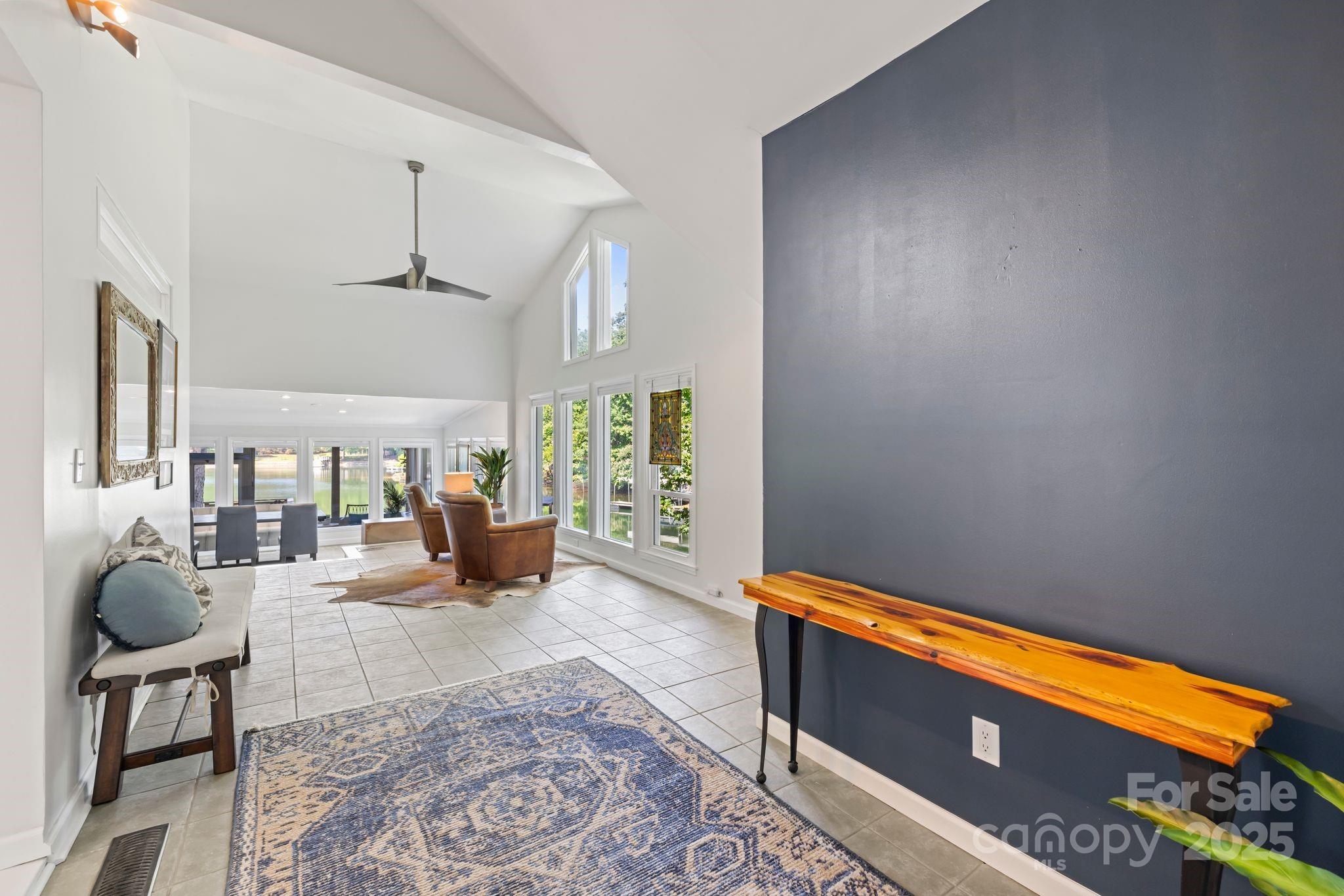 208 Island View Road