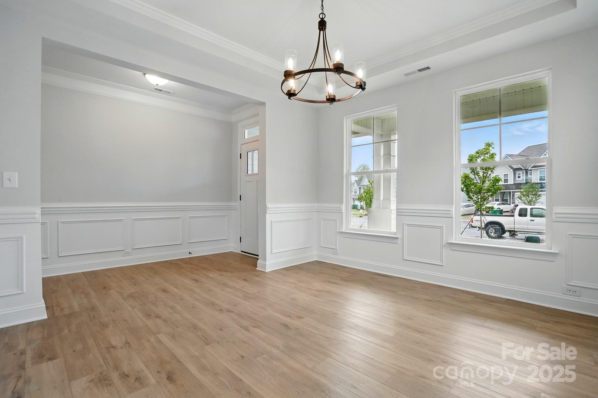 2020 Embassy Court 48