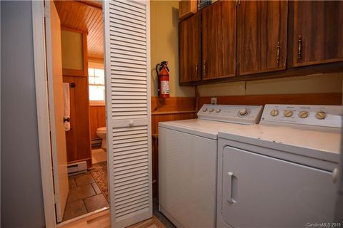 A home in Beech Mountain