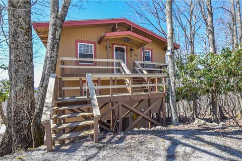 A home in Beech Mountain