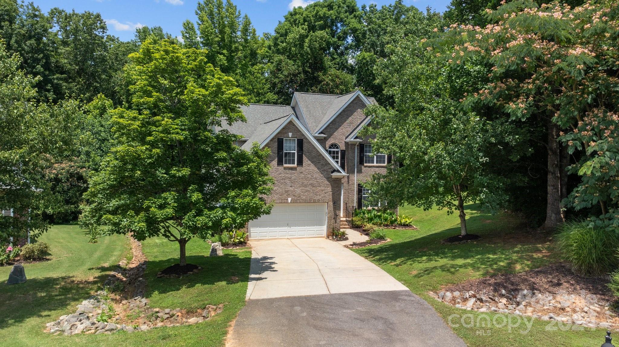 Lynnwood Farms - Residential