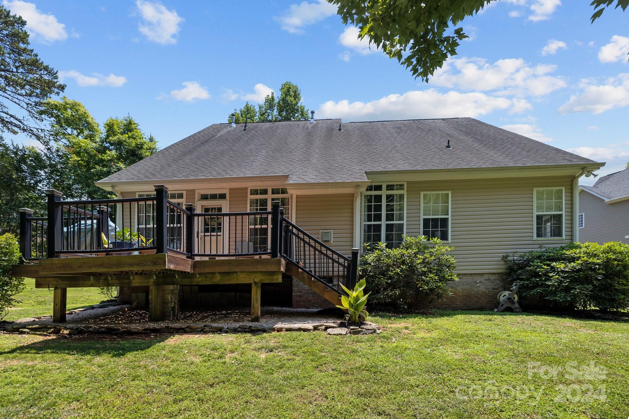 Lynnwood Farms - Residential