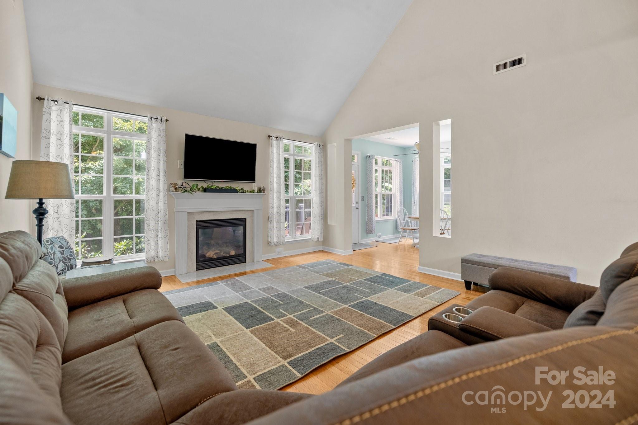 Lynnwood Farms - Residential