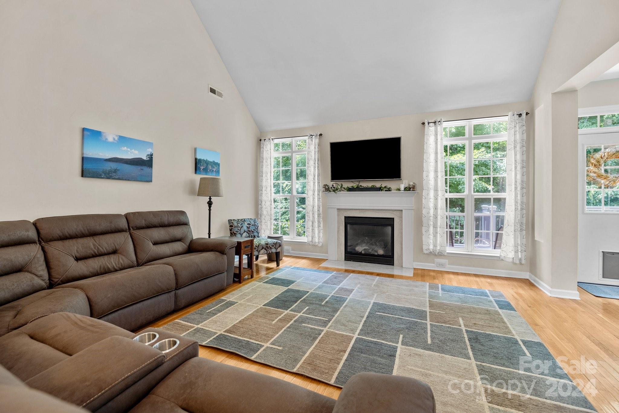 Lynnwood Farms - Residential