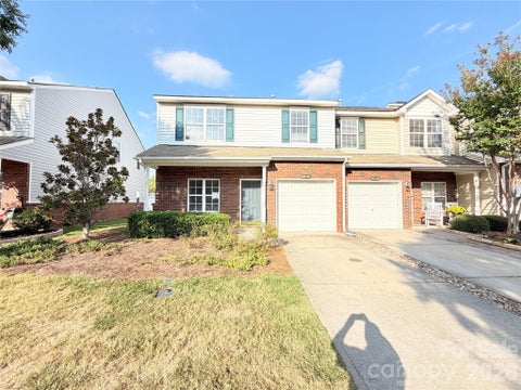 Photo of 152 Clydesdale Court, Matthews, NC 28104 (MLS # 4426420)
