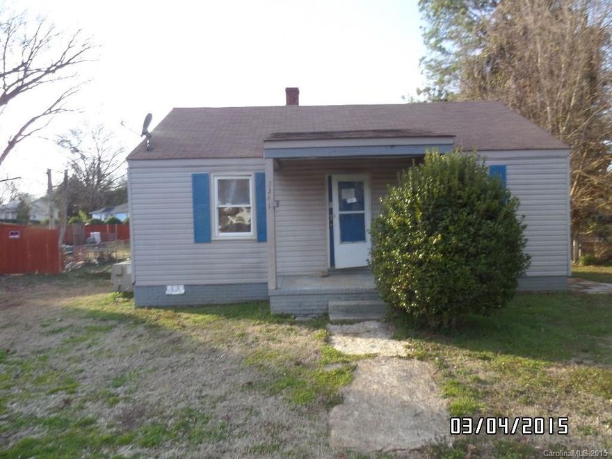 Best Price! Best Value! Don't miss out on this gem. Great Location, yard and house for the Money!