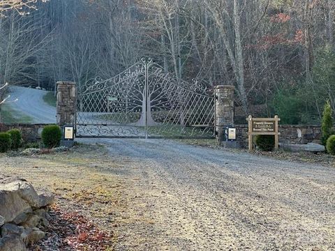 124 & 125 Large Poplar Trail Waynesville NC 28785